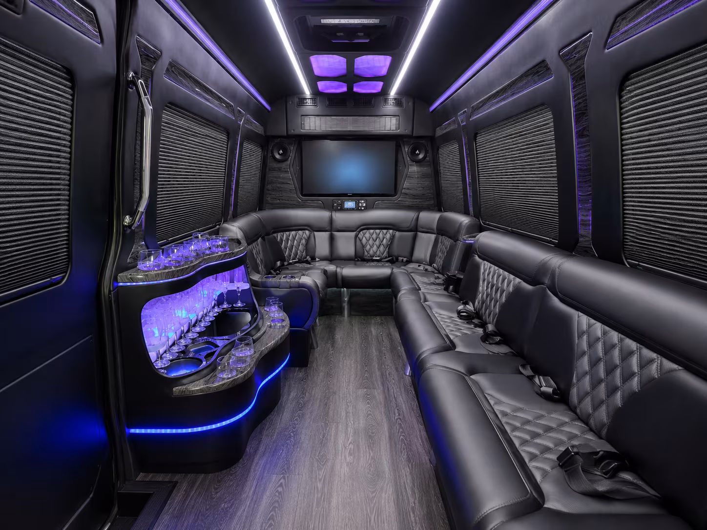 find the perfect transportation for your next airport transfer 2
