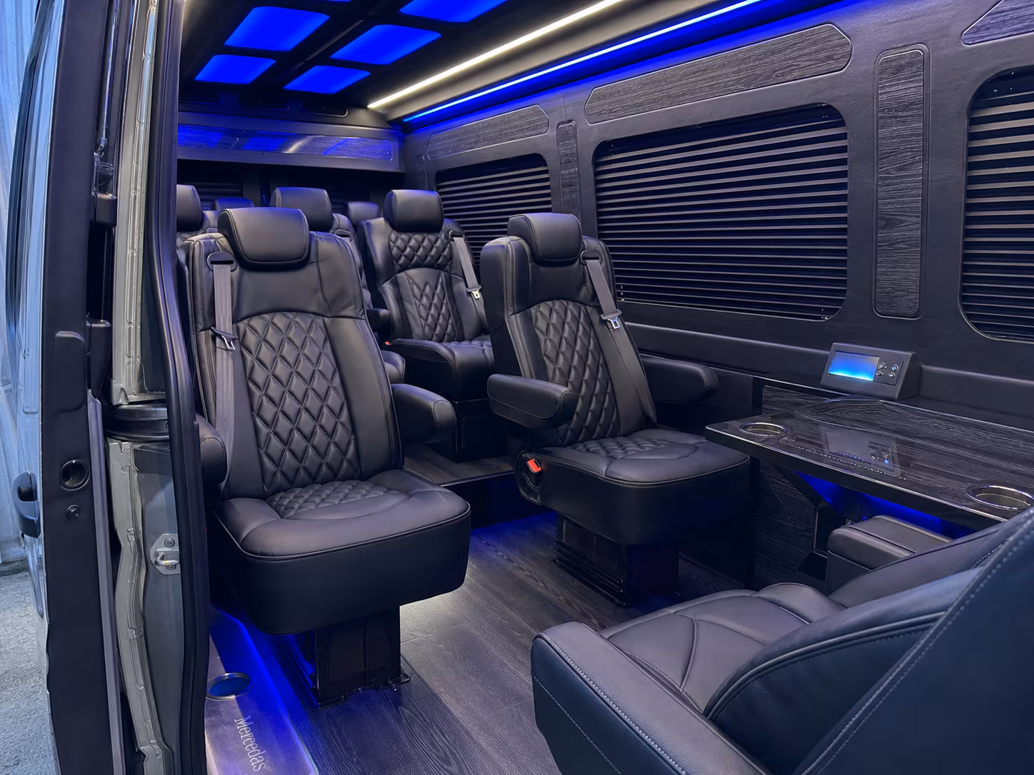find the perfect transportation for your next corporate event 4