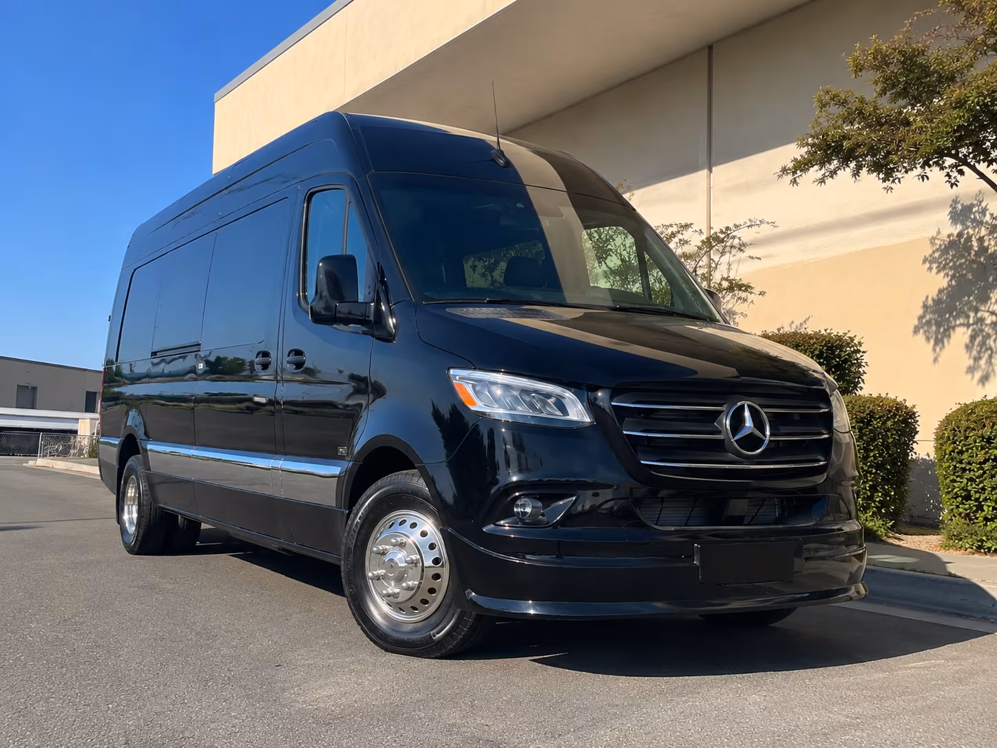 find the perfect transportation for your next wedding 3