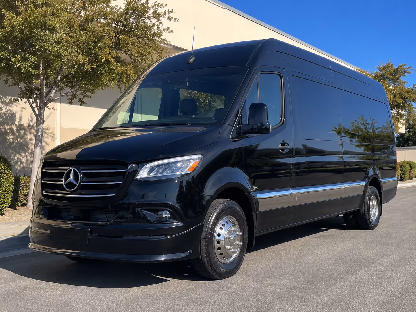 huntsville airport sprinter van service